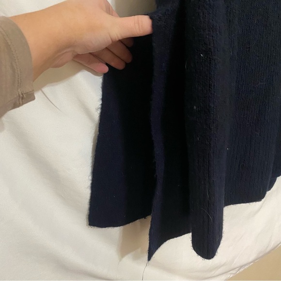 Women’s maternity, navy blue, H&M sweater, size medium - Picture 3 of 5